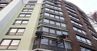 Установка крыши на балкон Сибай цена от 1047 руб. м/2.